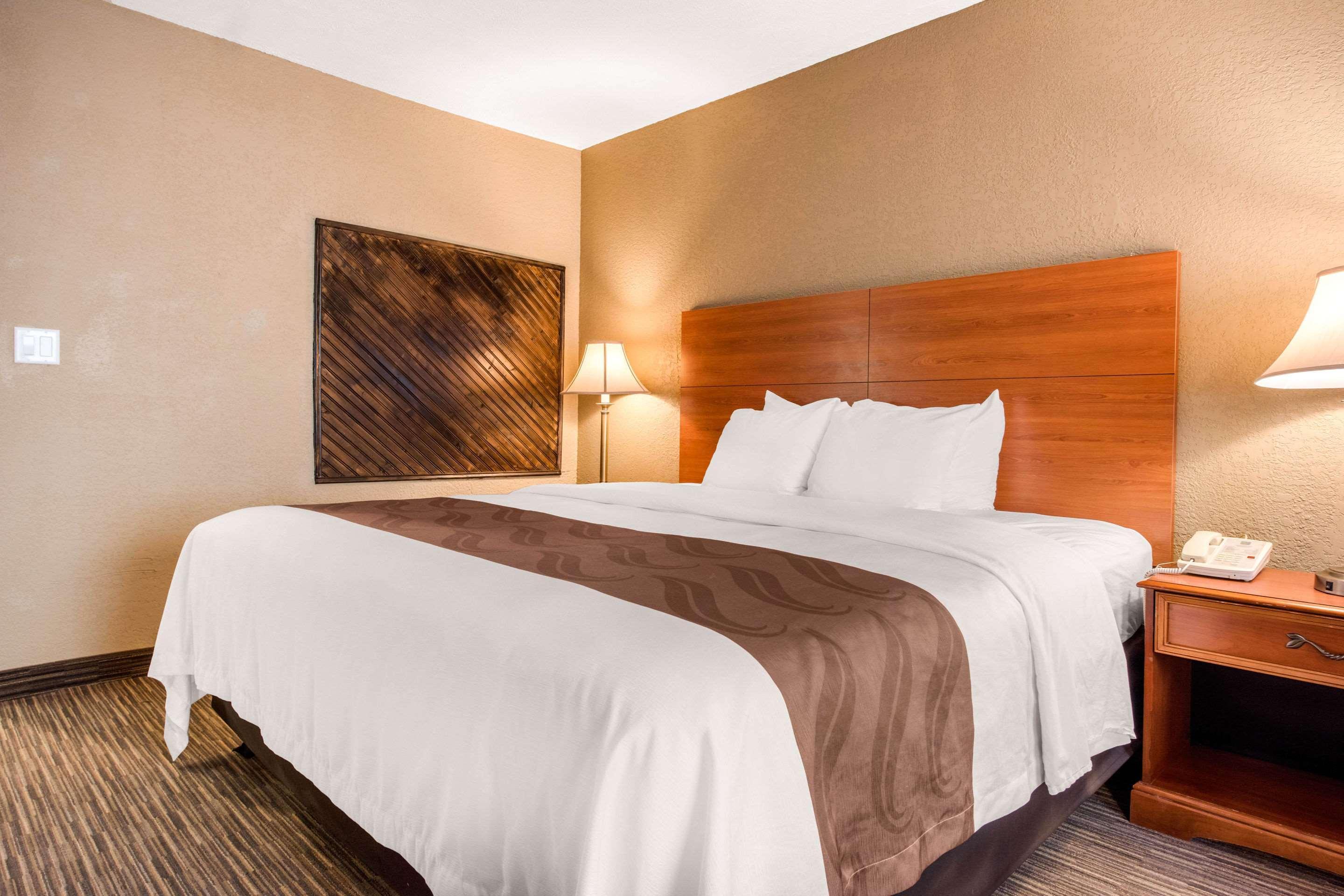 Quality Inn & Suites New Castle Ngoại thất bức ảnh