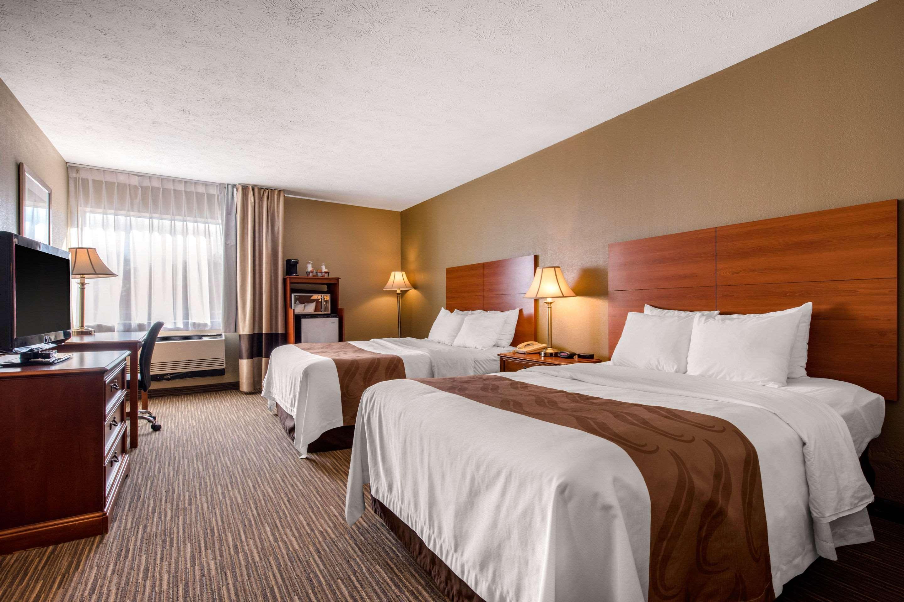 Quality Inn & Suites New Castle Ngoại thất bức ảnh