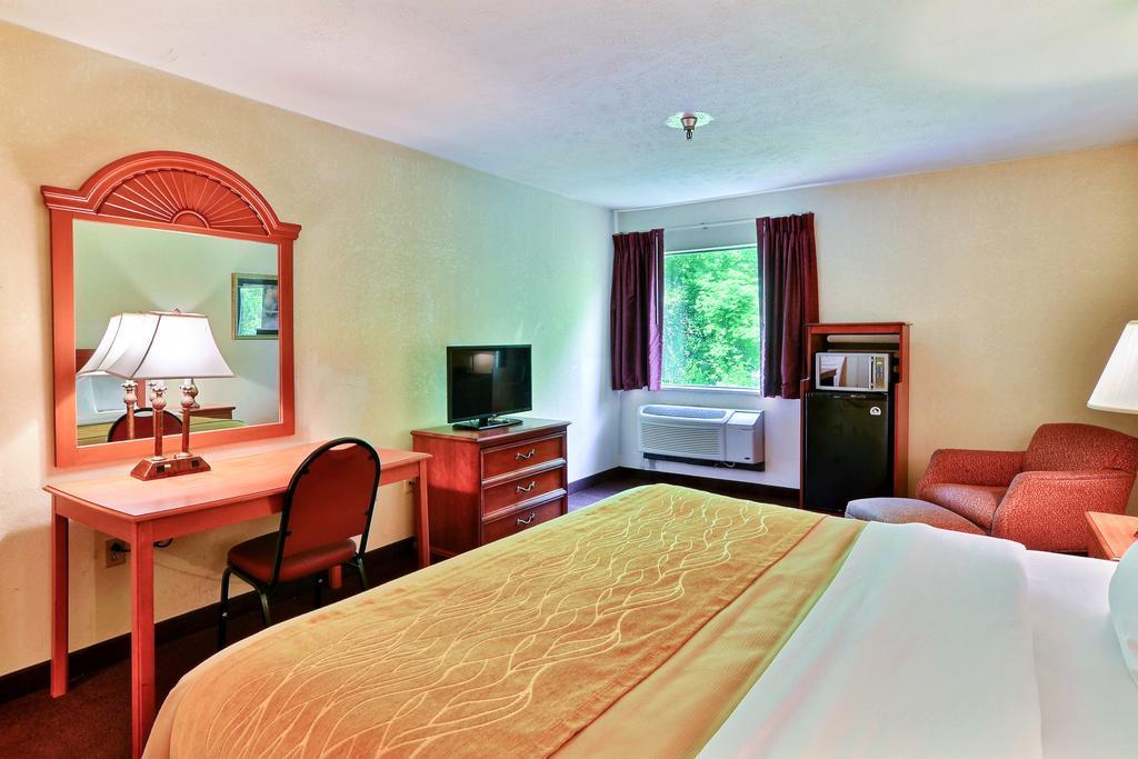 Quality Inn & Suites New Castle Ngoại thất bức ảnh