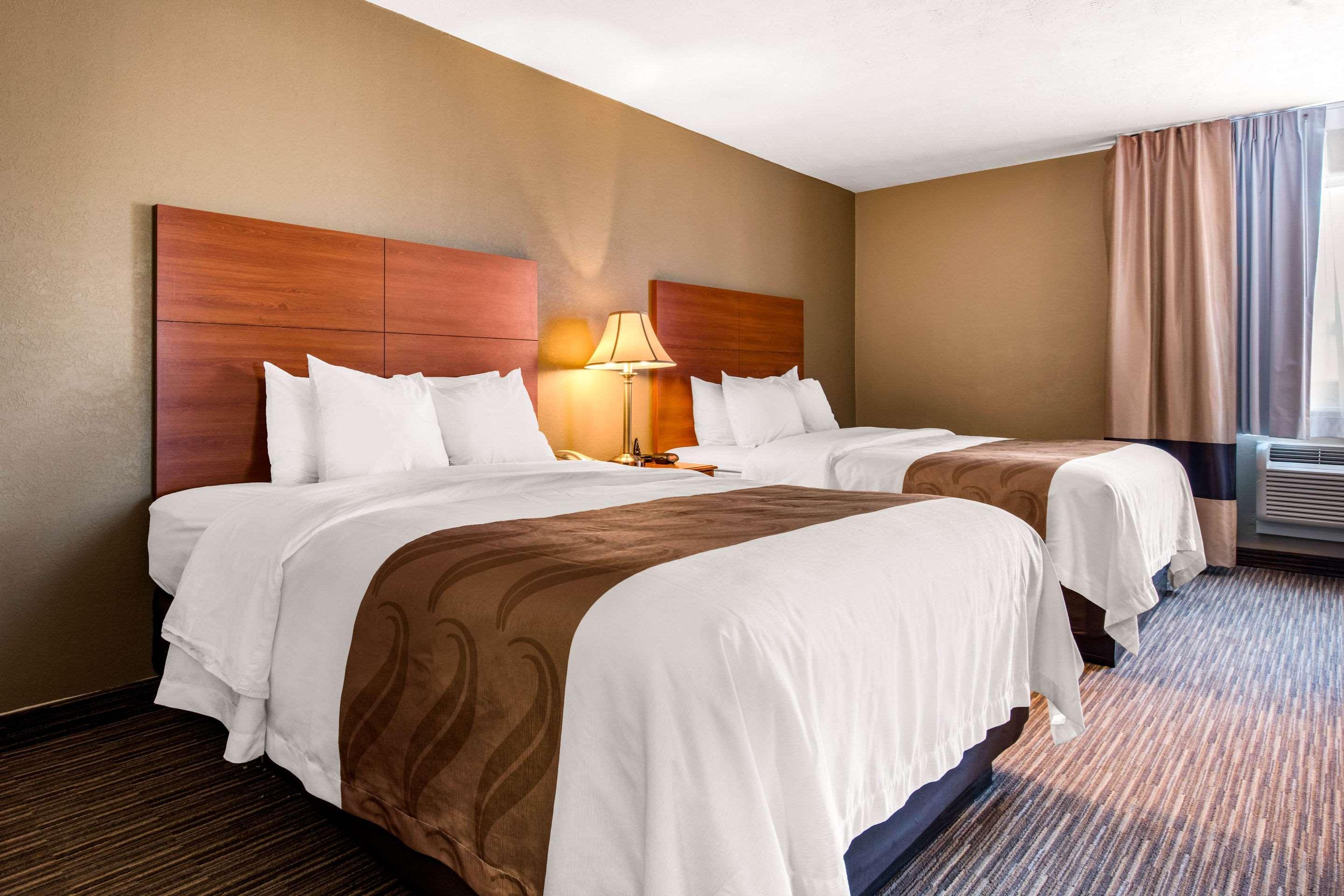Quality Inn & Suites New Castle Ngoại thất bức ảnh