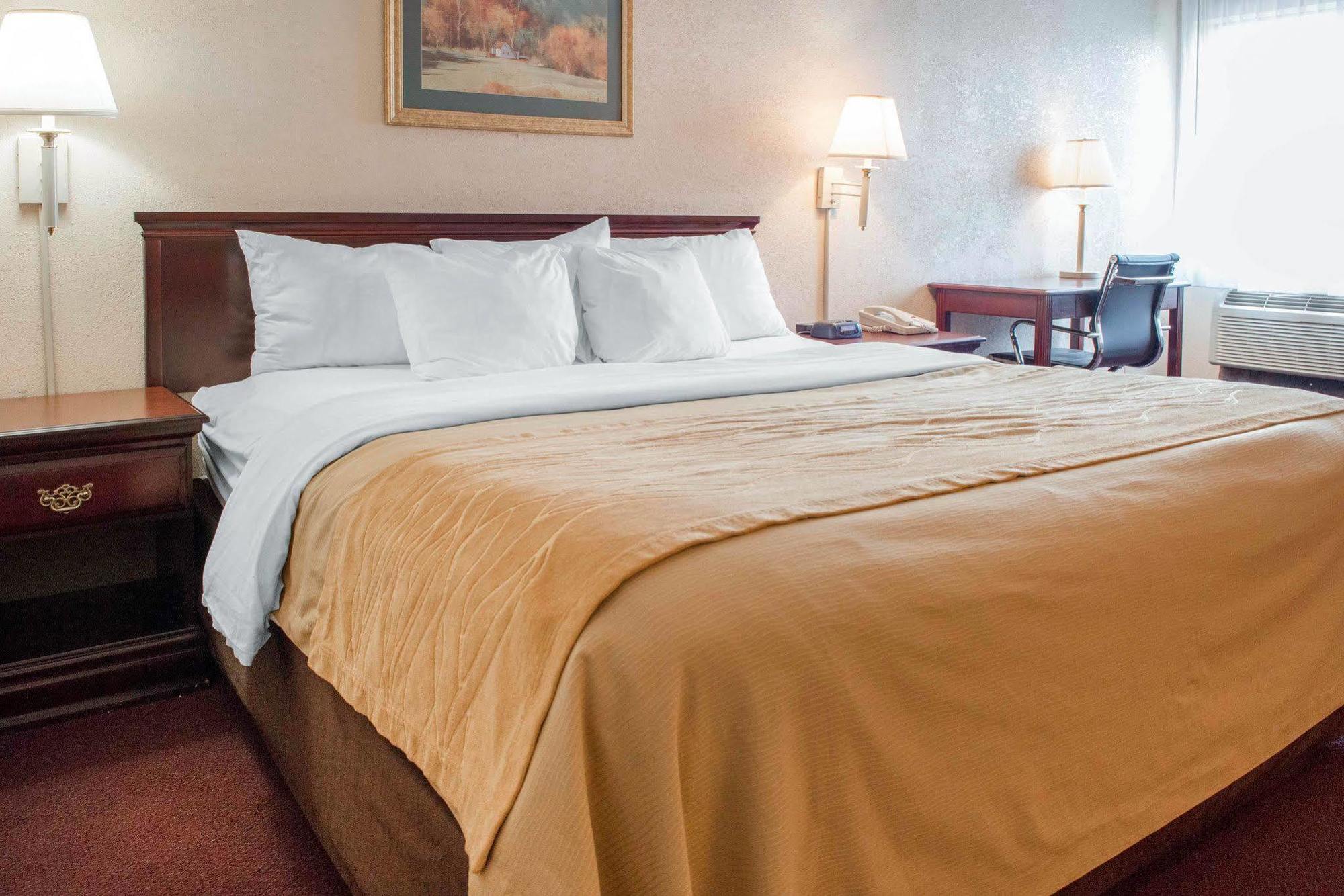Quality Inn & Suites New Castle Ngoại thất bức ảnh