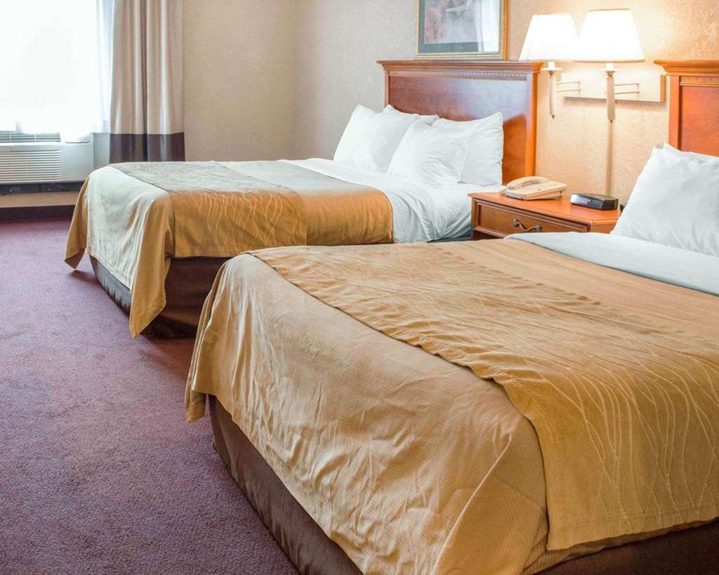 Quality Inn & Suites New Castle Phòng bức ảnh